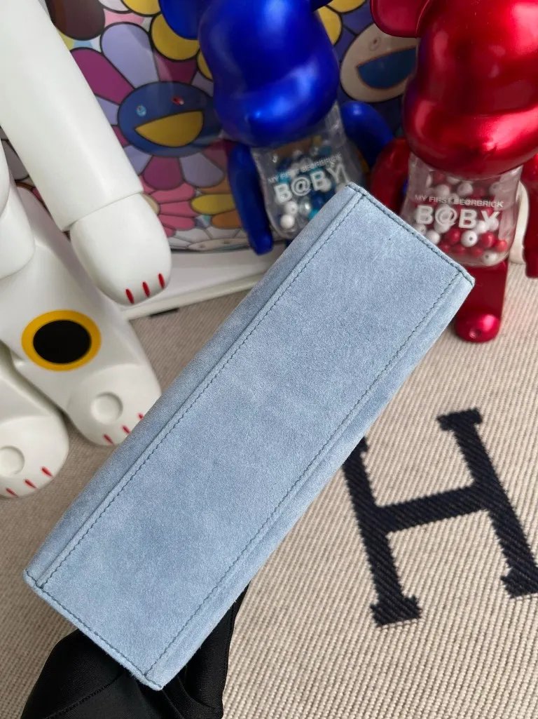 Kelly Pochette