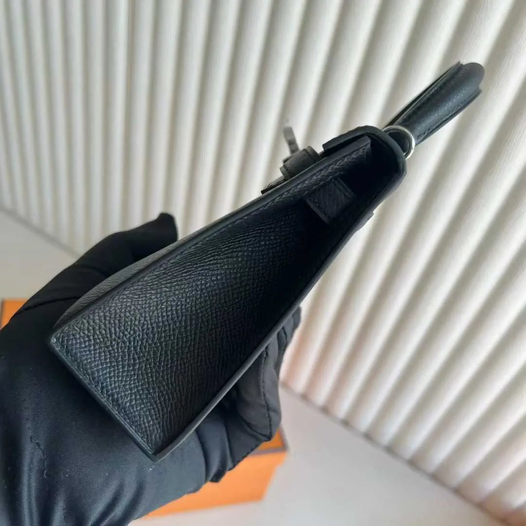 Kelly 19