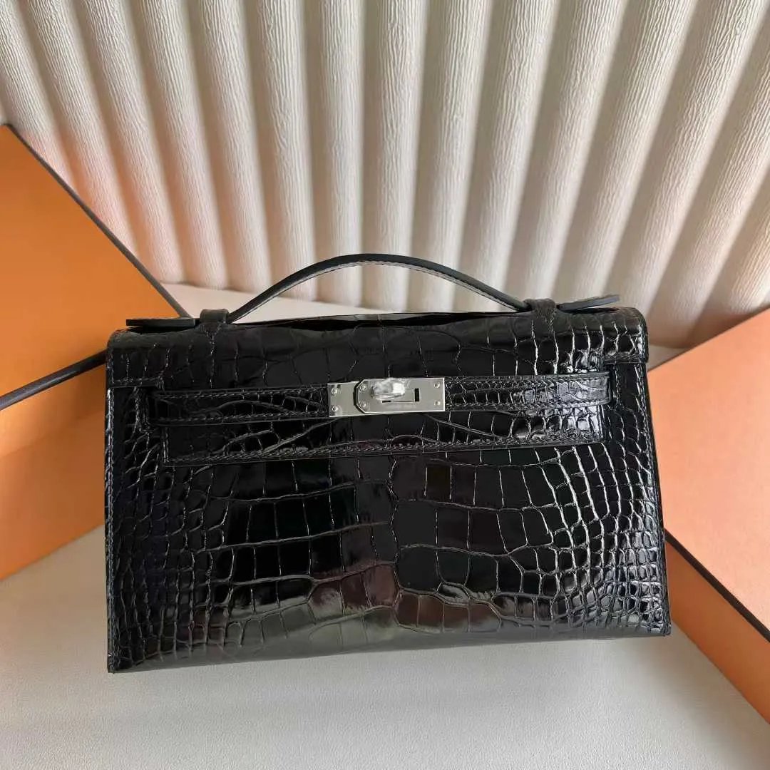 Kelly Pochette 22