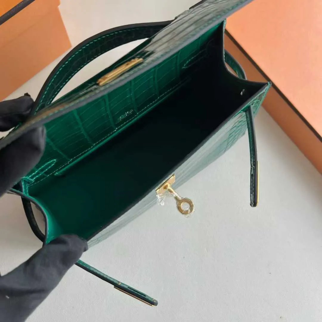 Kelly Pochette 22