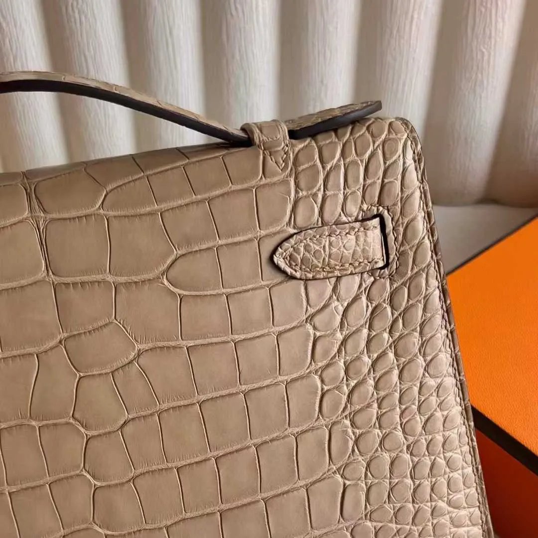 Kelly Pochette 22