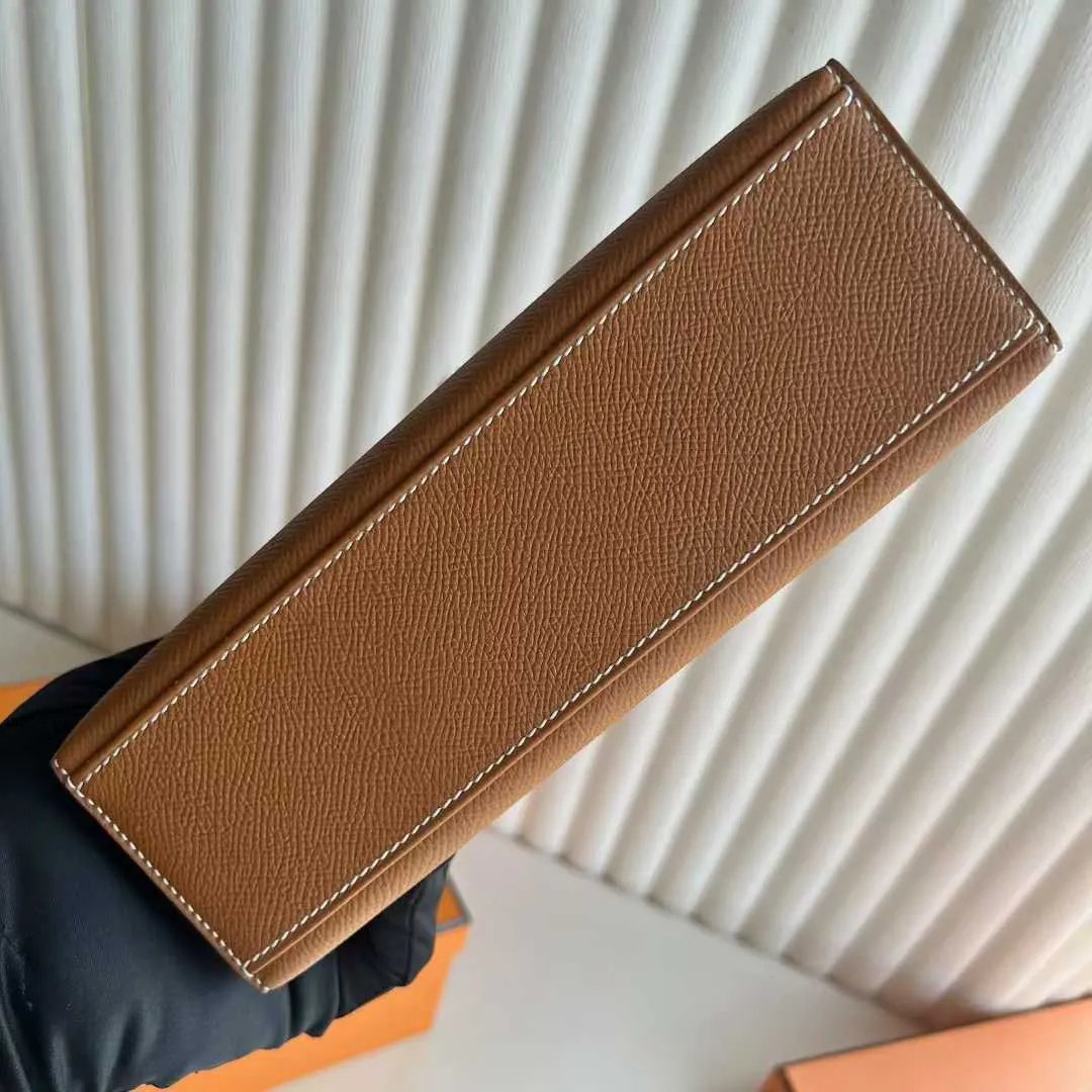 Kelly Pochette 22