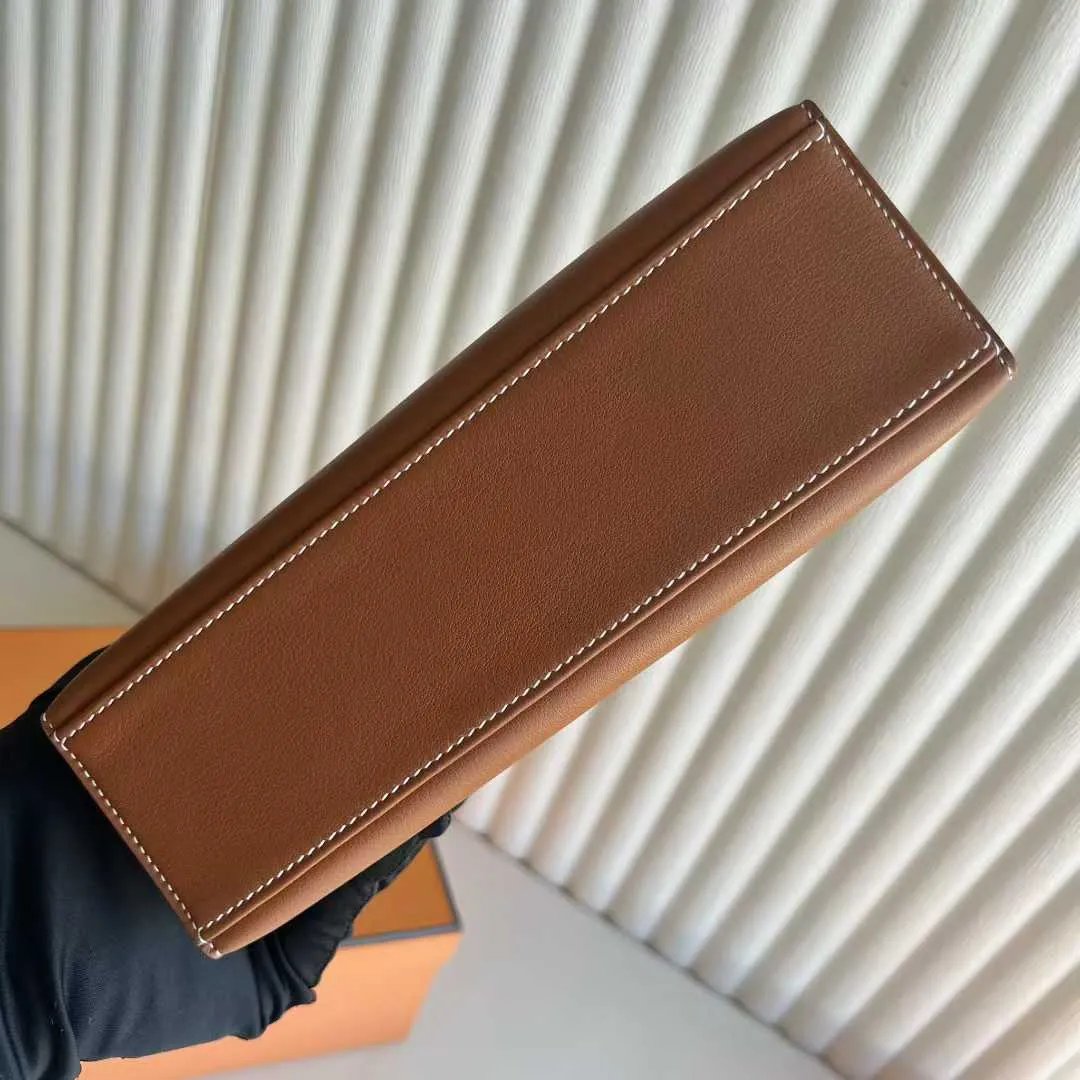 Kelly Pochette 22