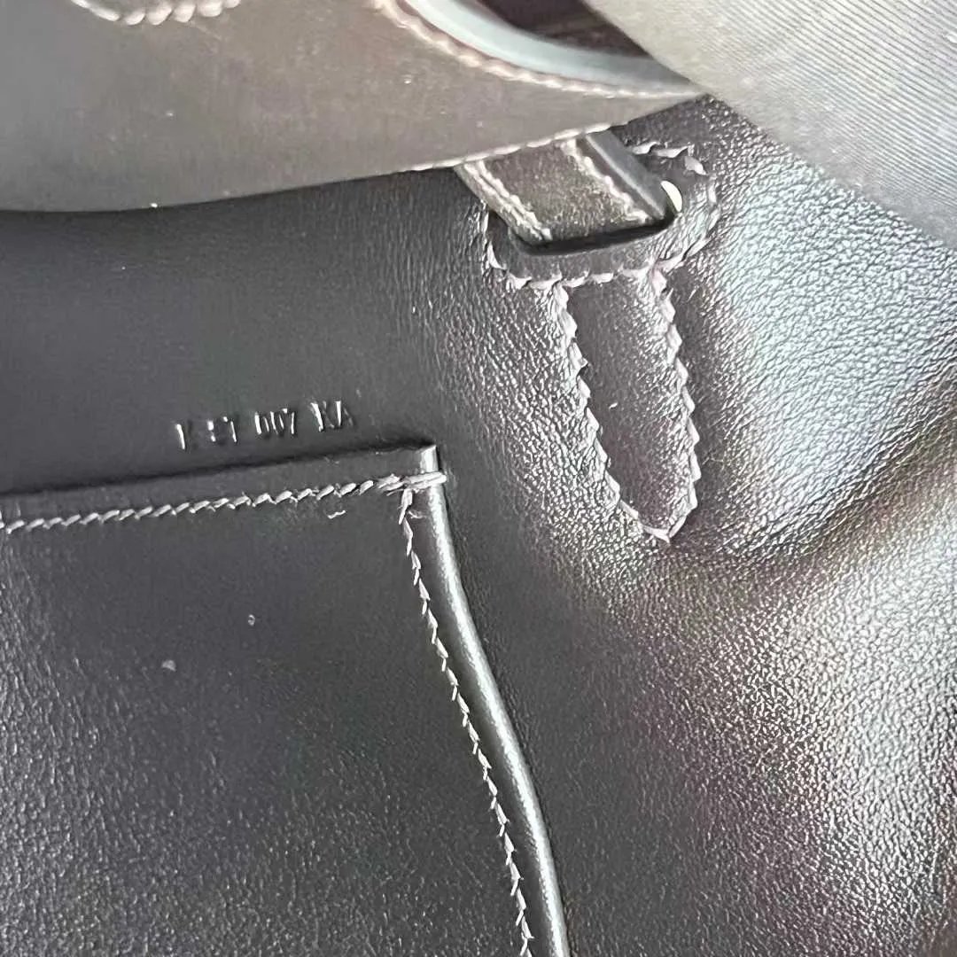 Kelly Pochette 22