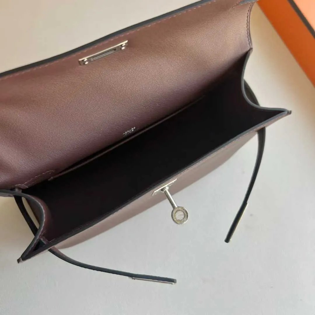 Kelly Pochette 22