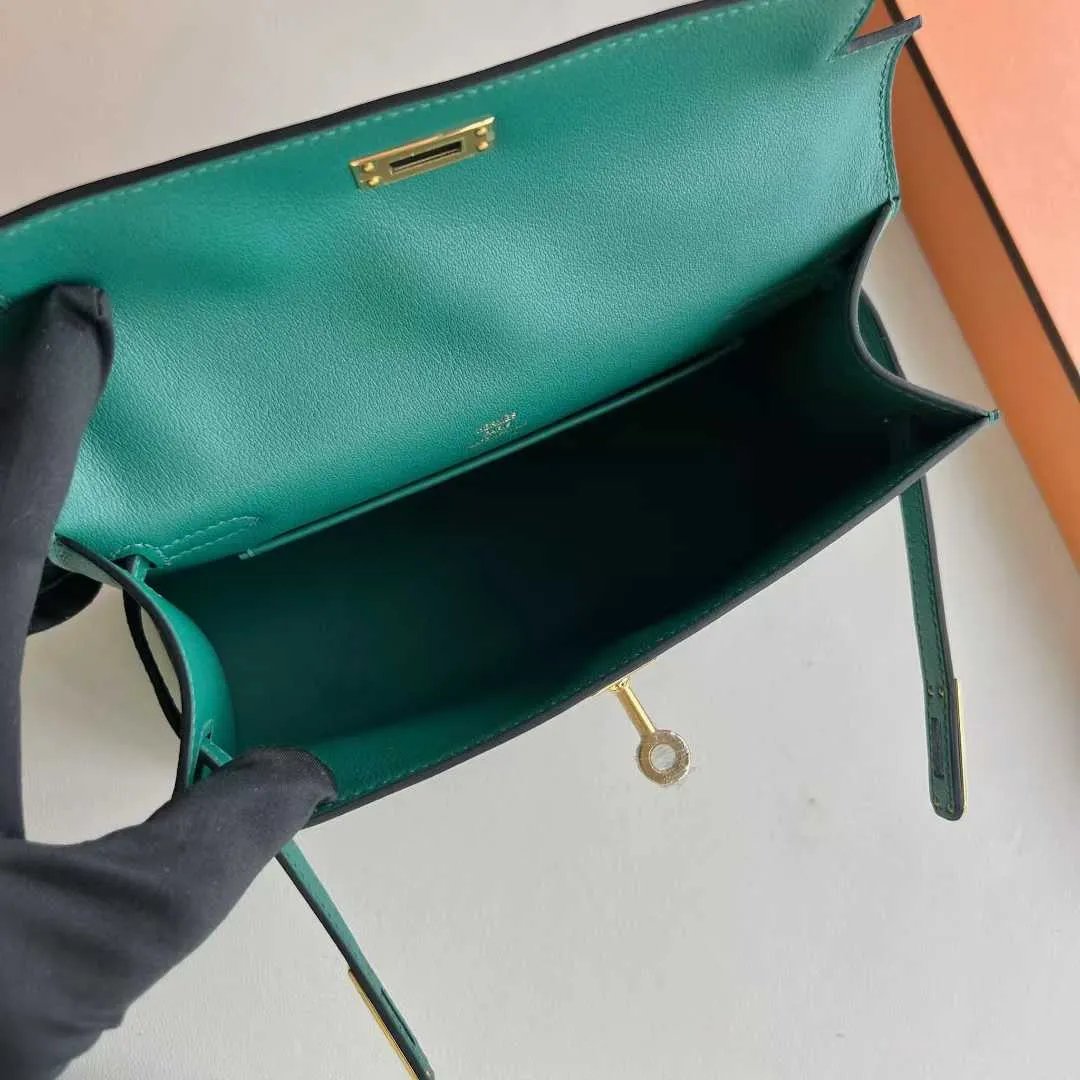 Kelly Pochette 22