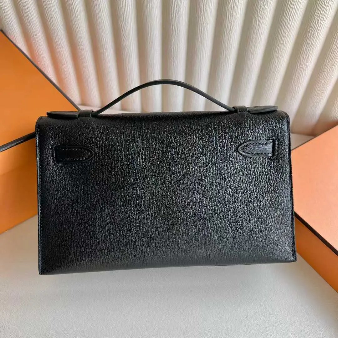 Kelly Pochette 22