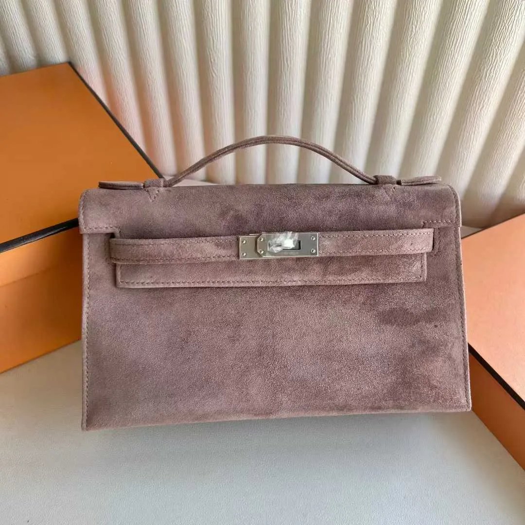 Kelly Pochette 22