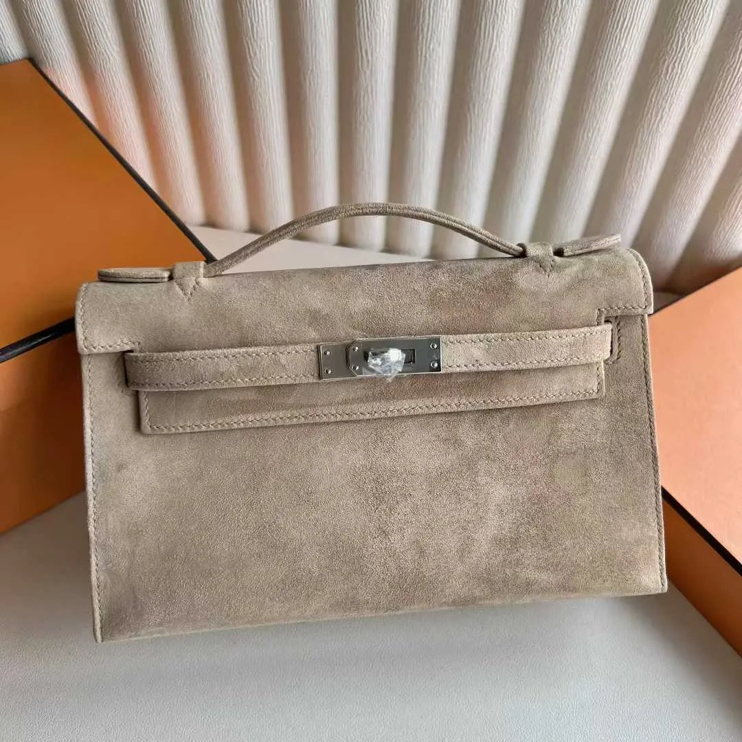 Kelly Pochette 22