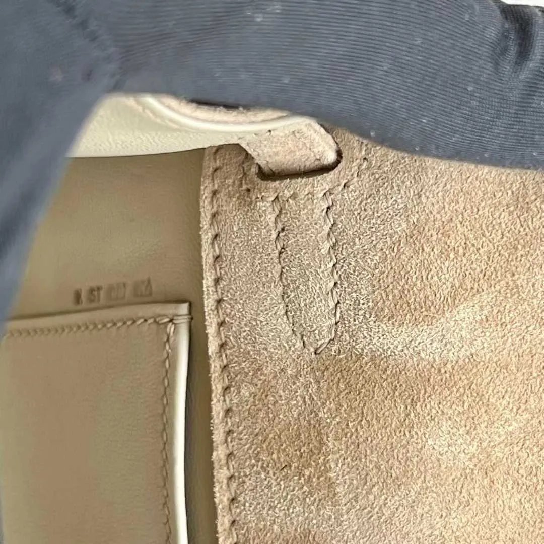 Kelly Pochette 22