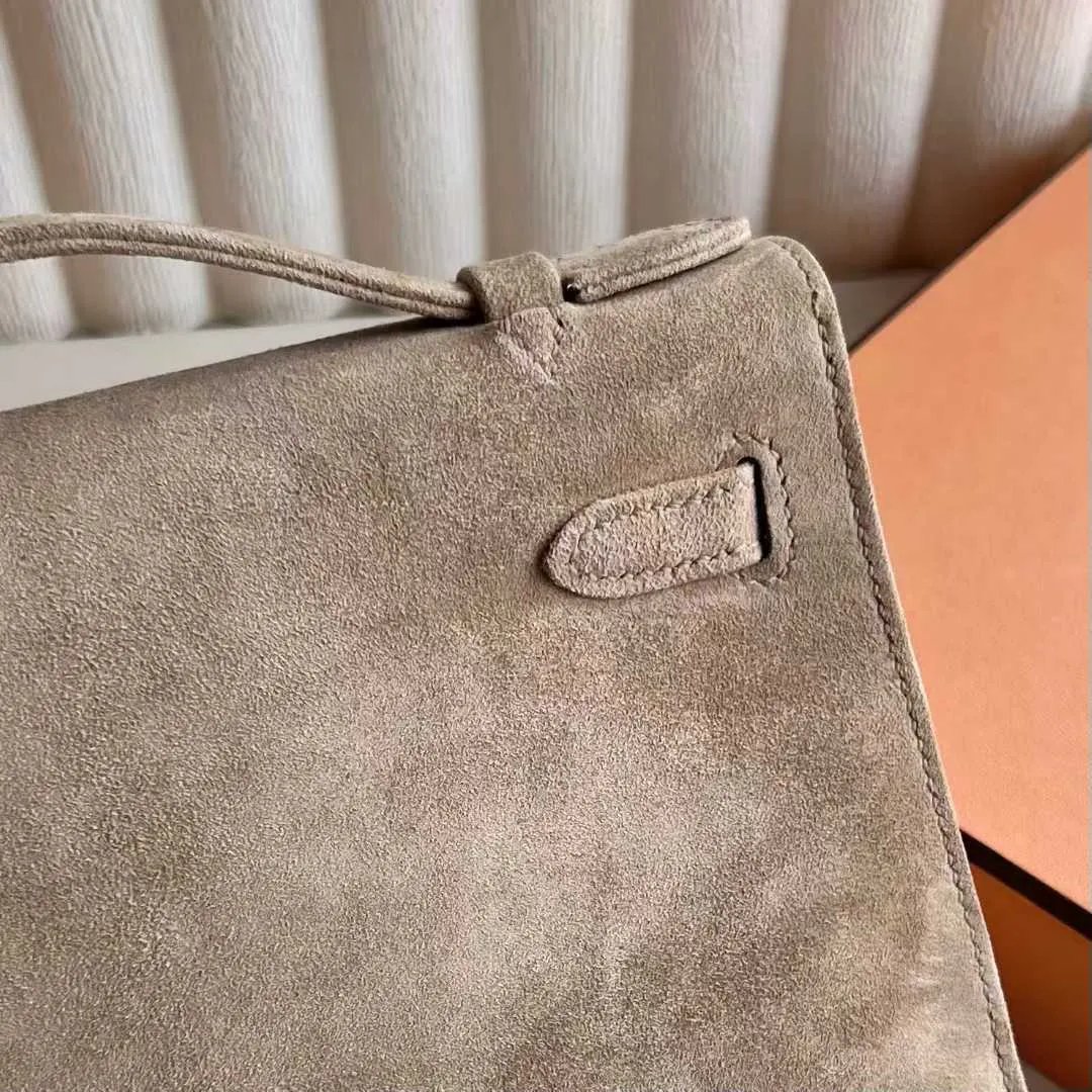 Kelly Pochette 22