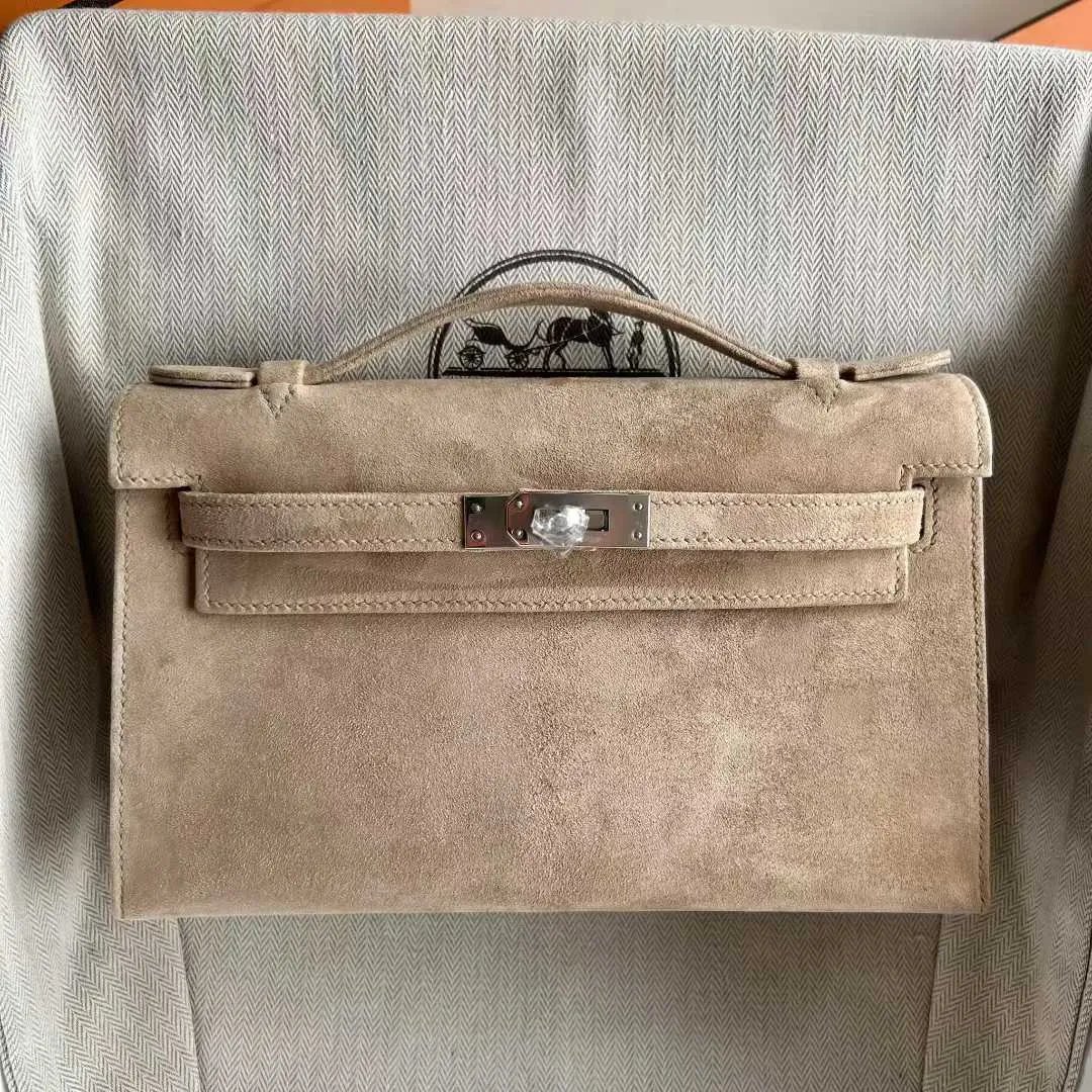 Kelly Pochette 22