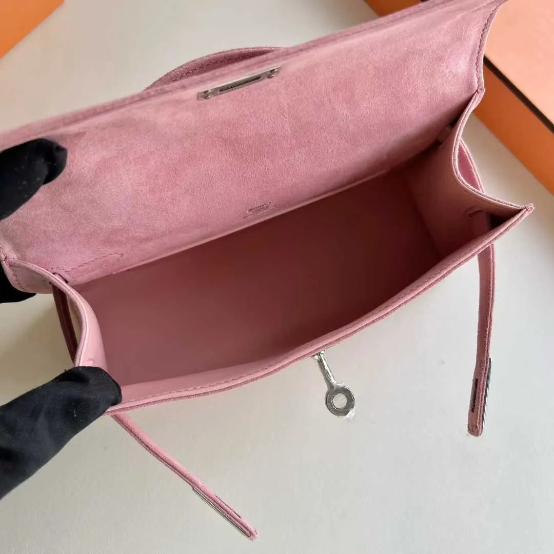 Kelly Pochette 22