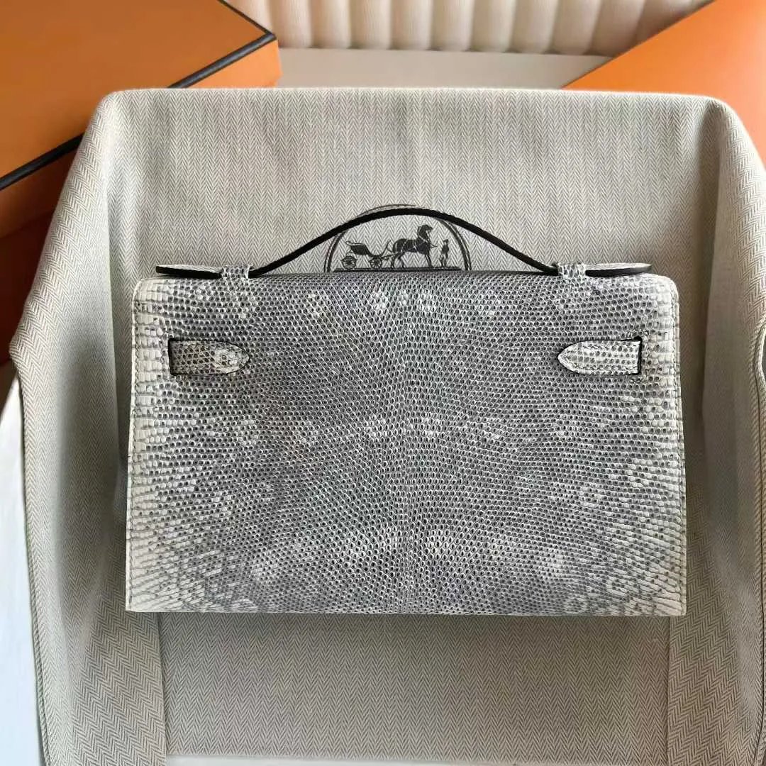 Kelly Pochette 22