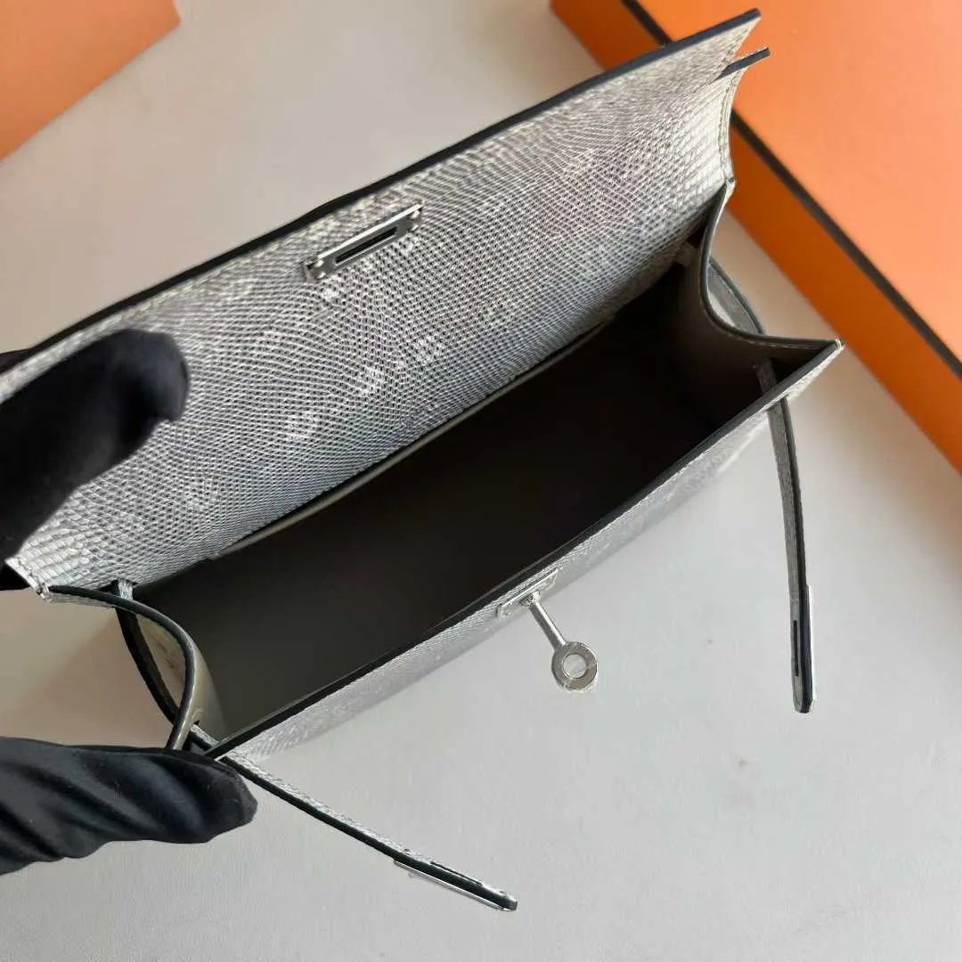 Kelly Pochette 22