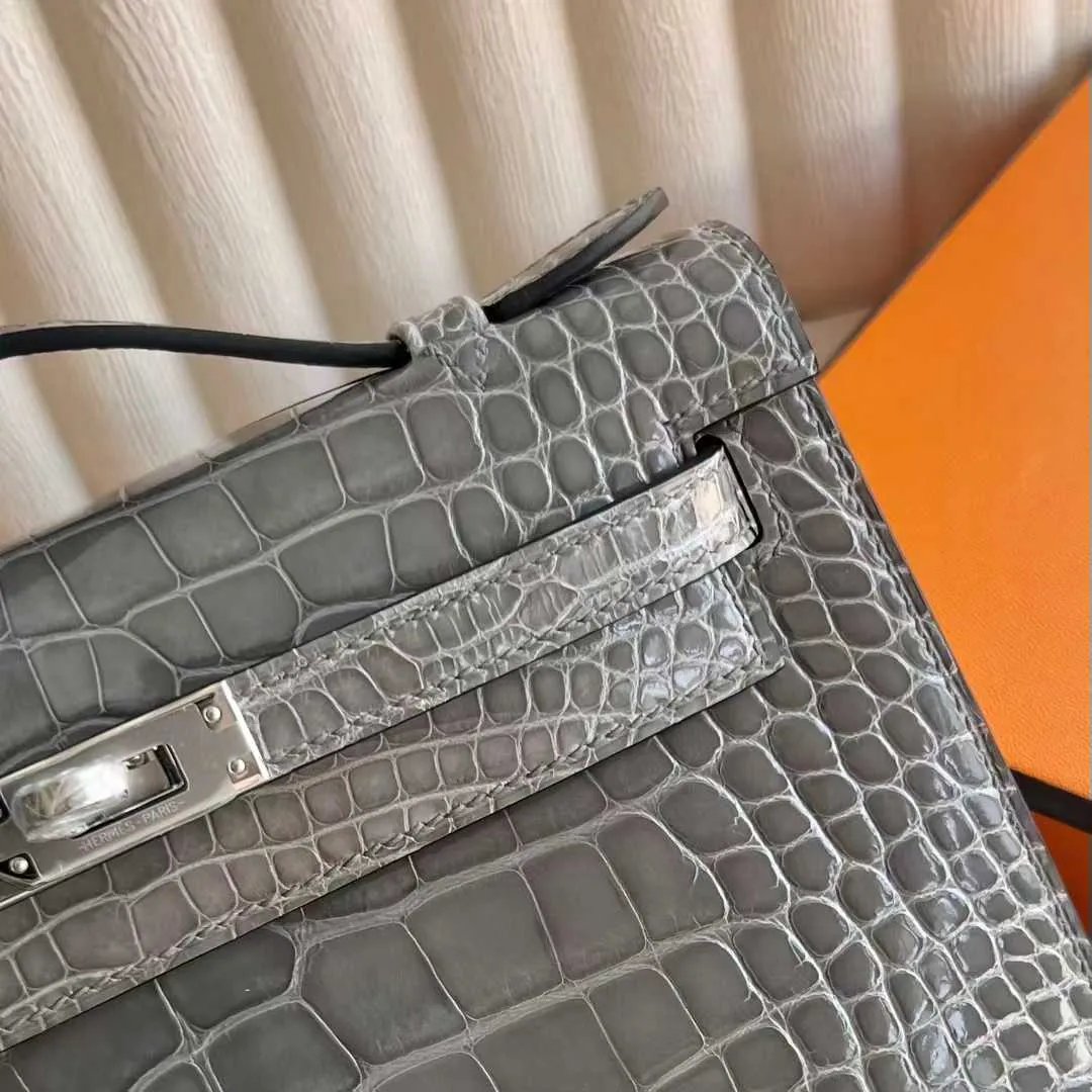 Kelly Pochette 22