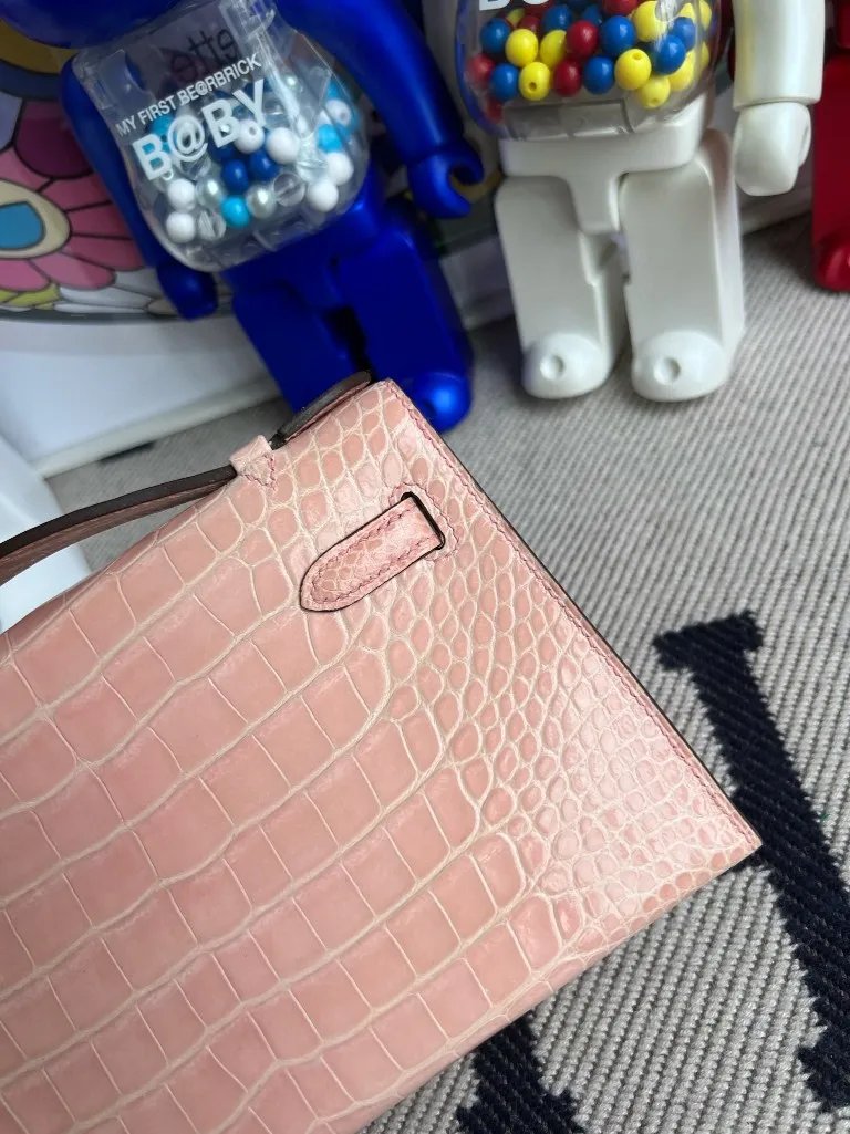 Kelly Pochette 22