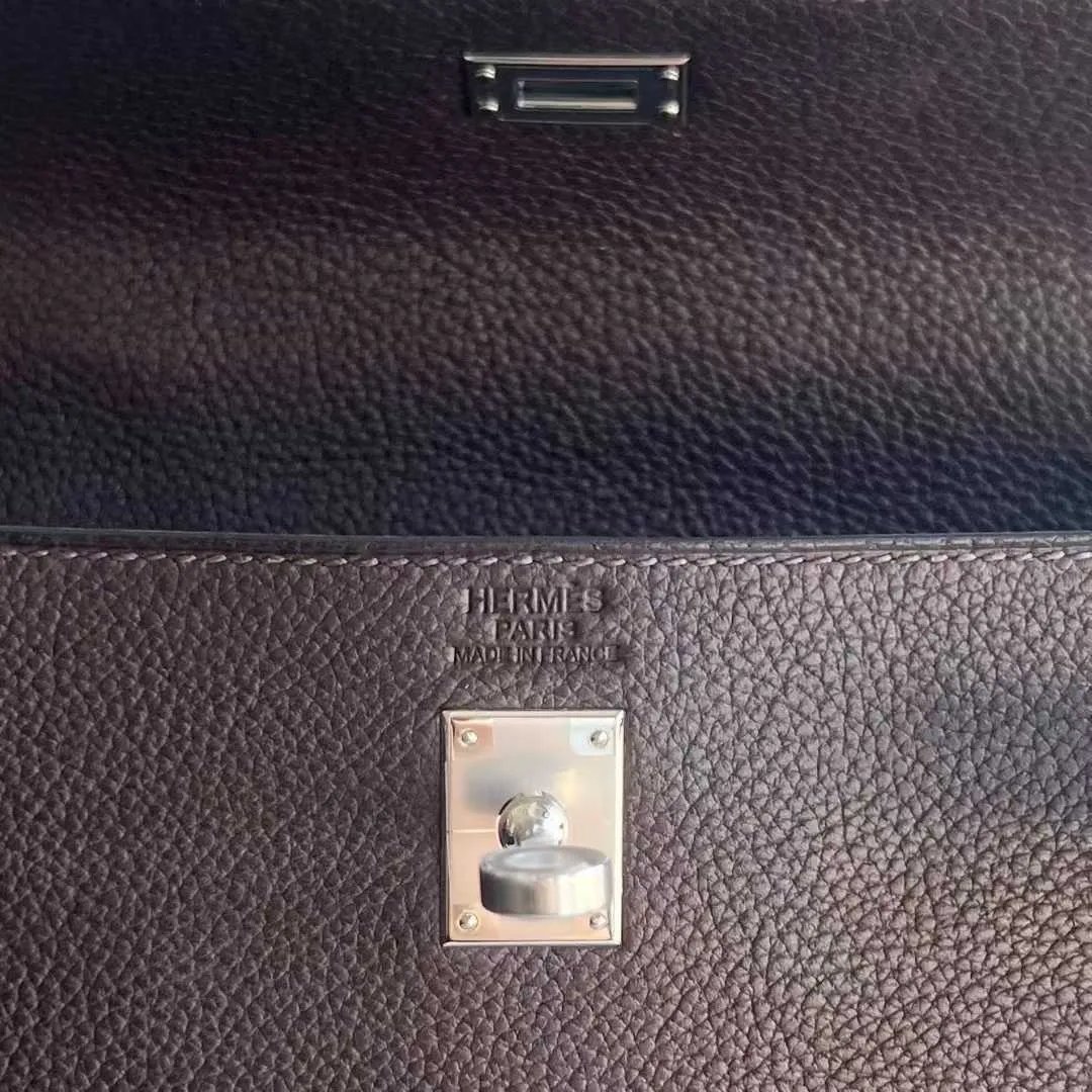 Kelly 25