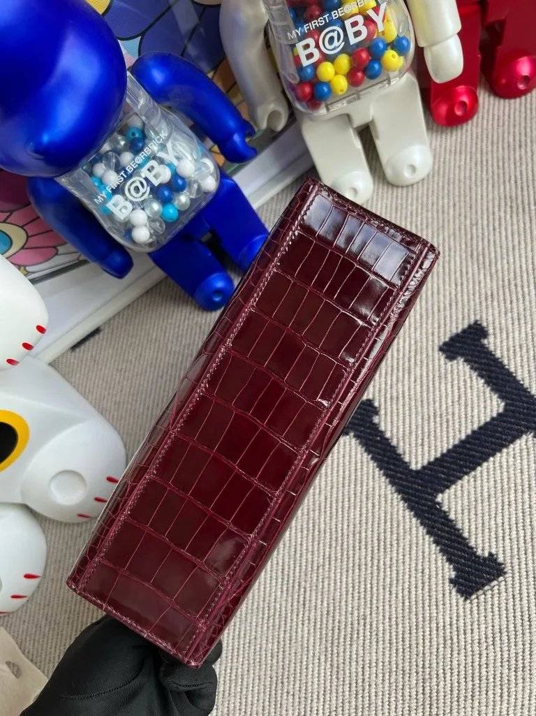 Kelly Pochette