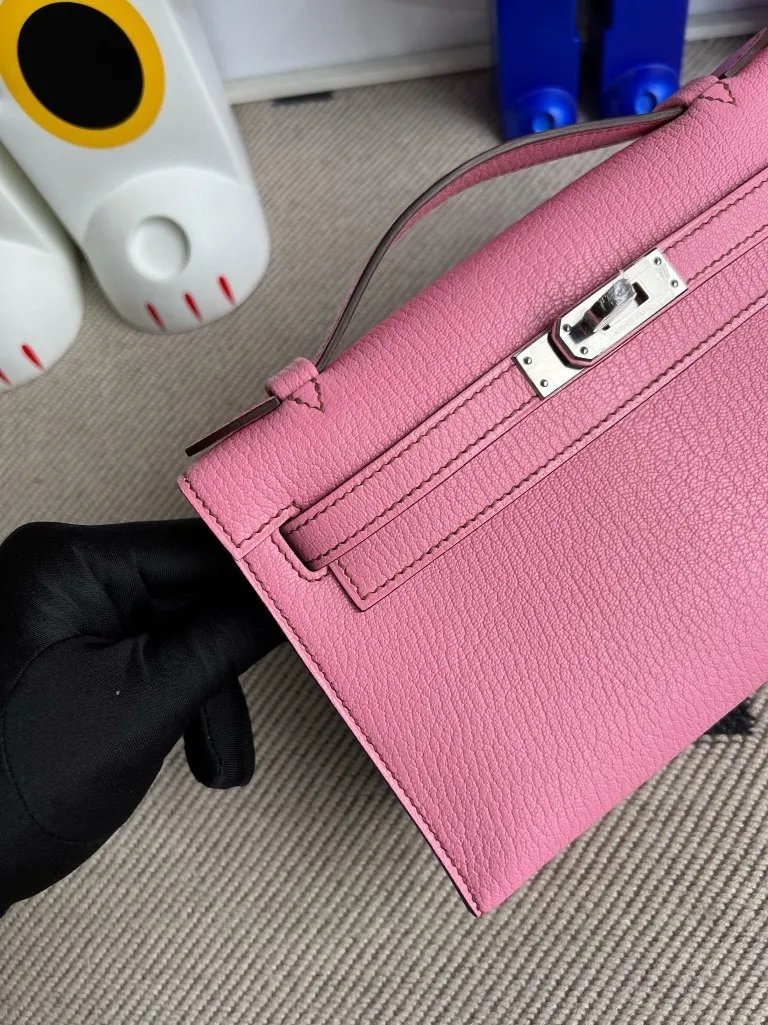 Kelly Pochette