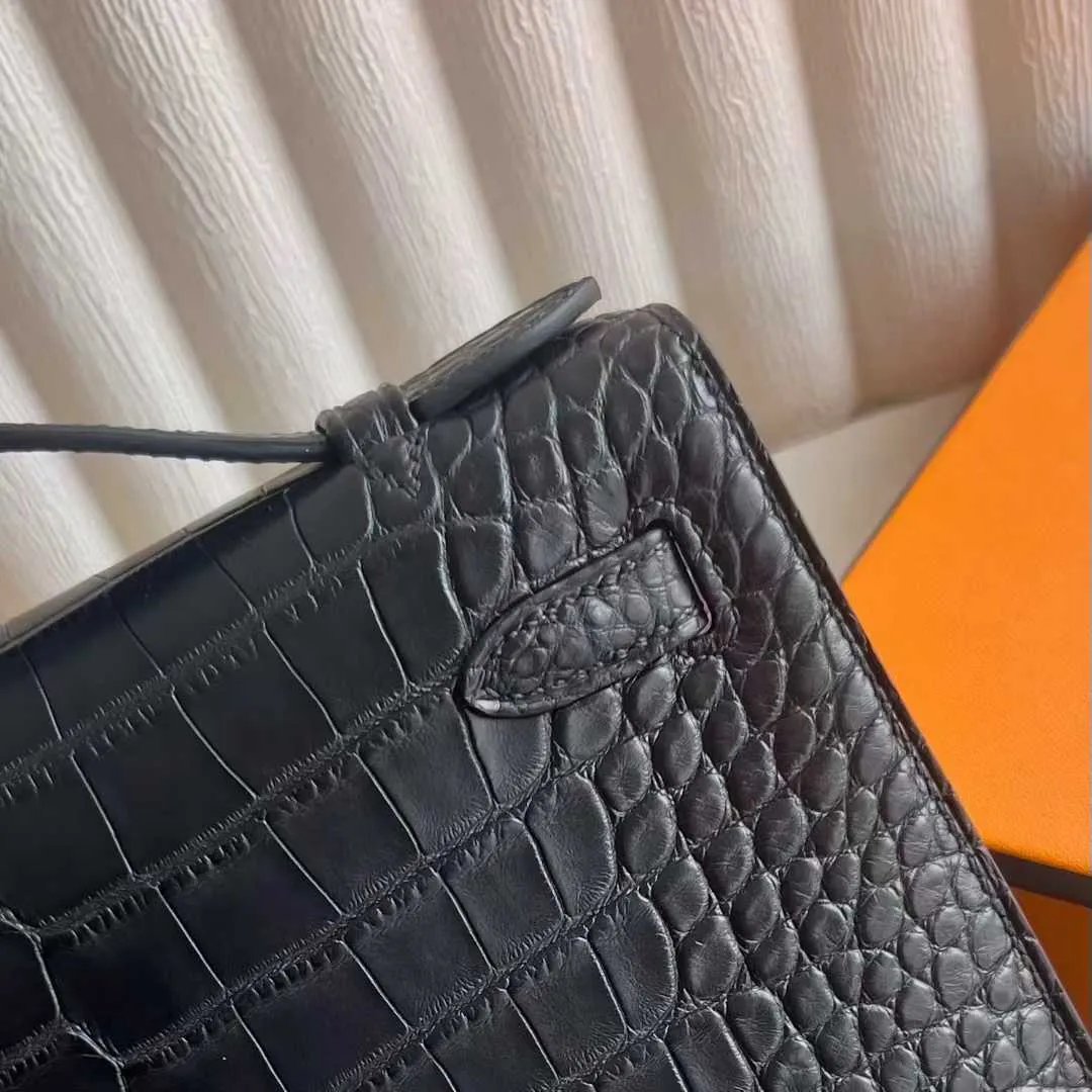 Kelly Pochette 22