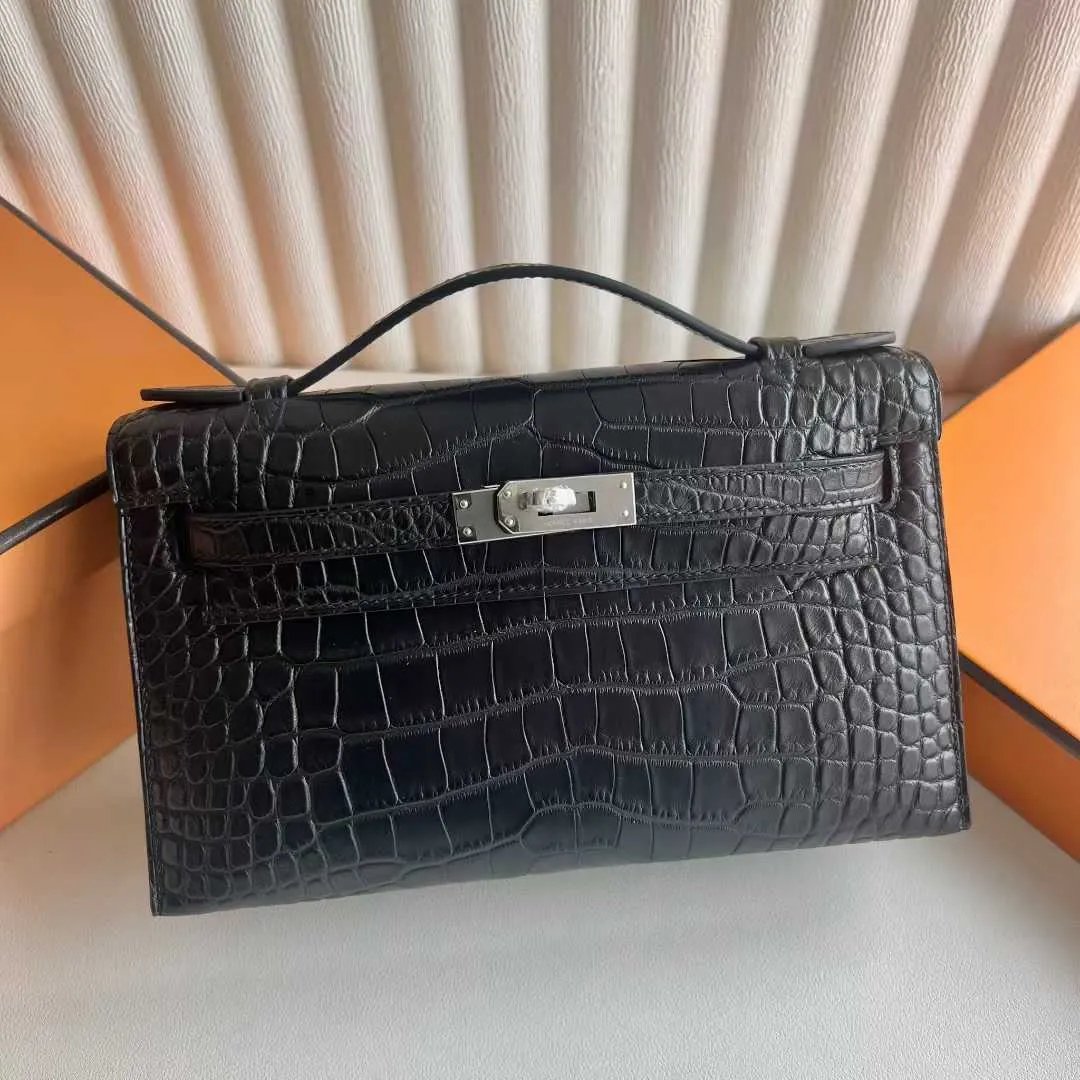 Kelly Pochette 22