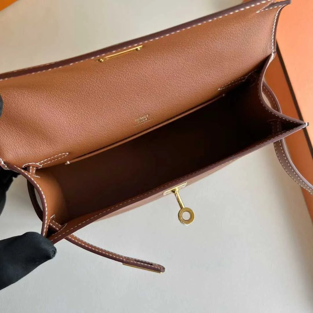 Kelly Pochette 22