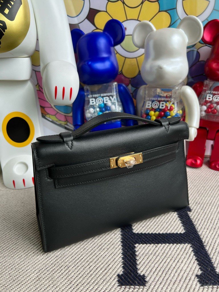 Kelly Pochette