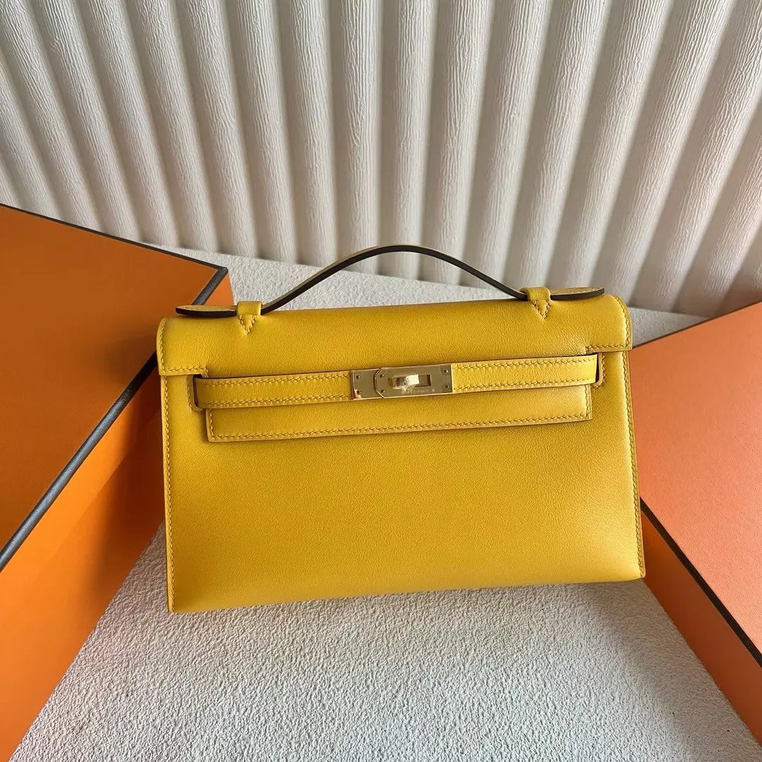 Kelly Pochette 22
