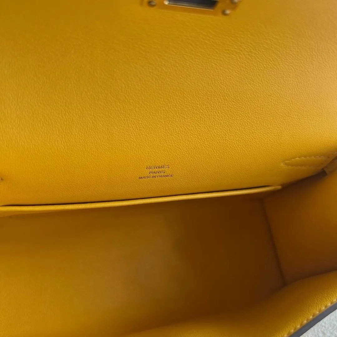 Kelly Pochette 22