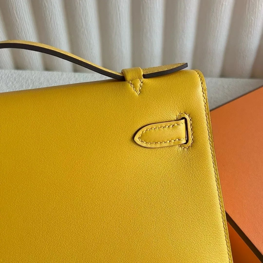 Kelly Pochette 22