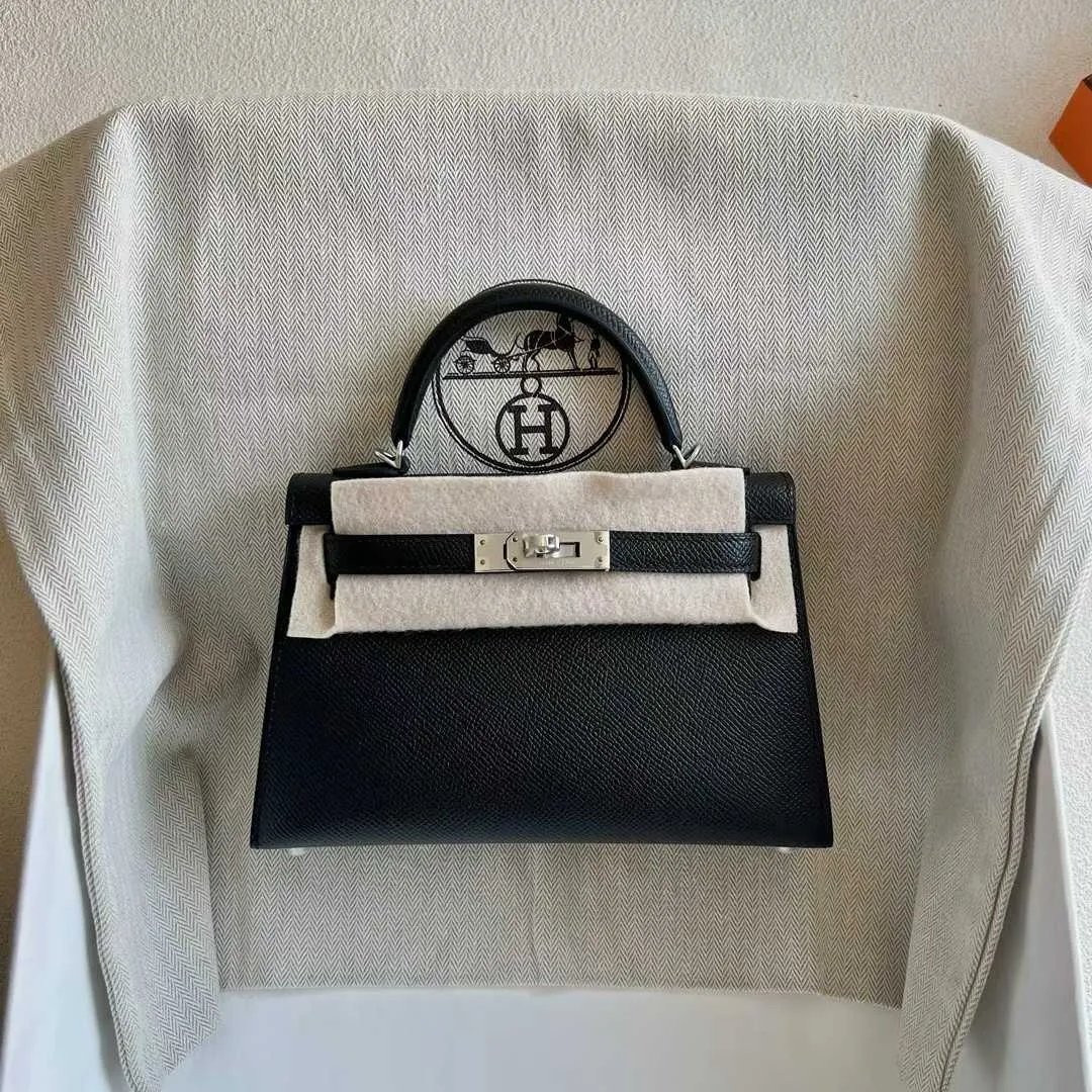 Mini Kelly 19