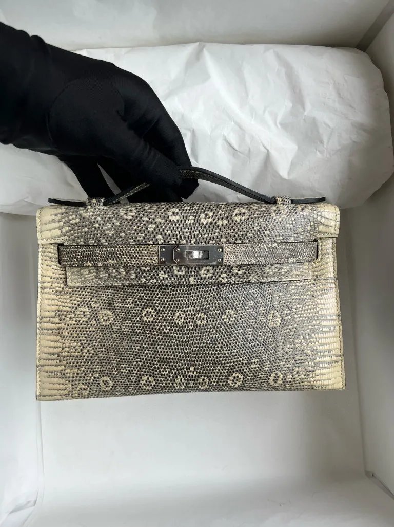 Kelly Pochette