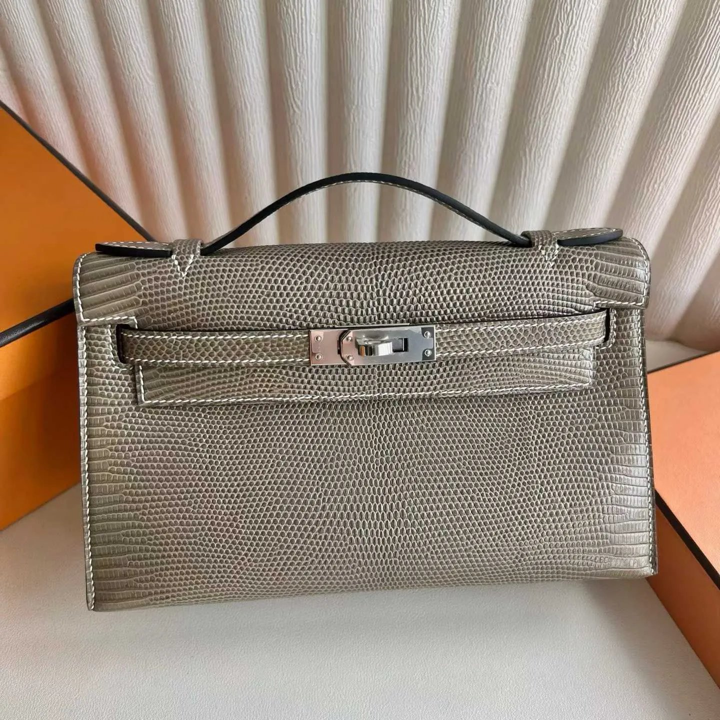 Kelly Pochette 22