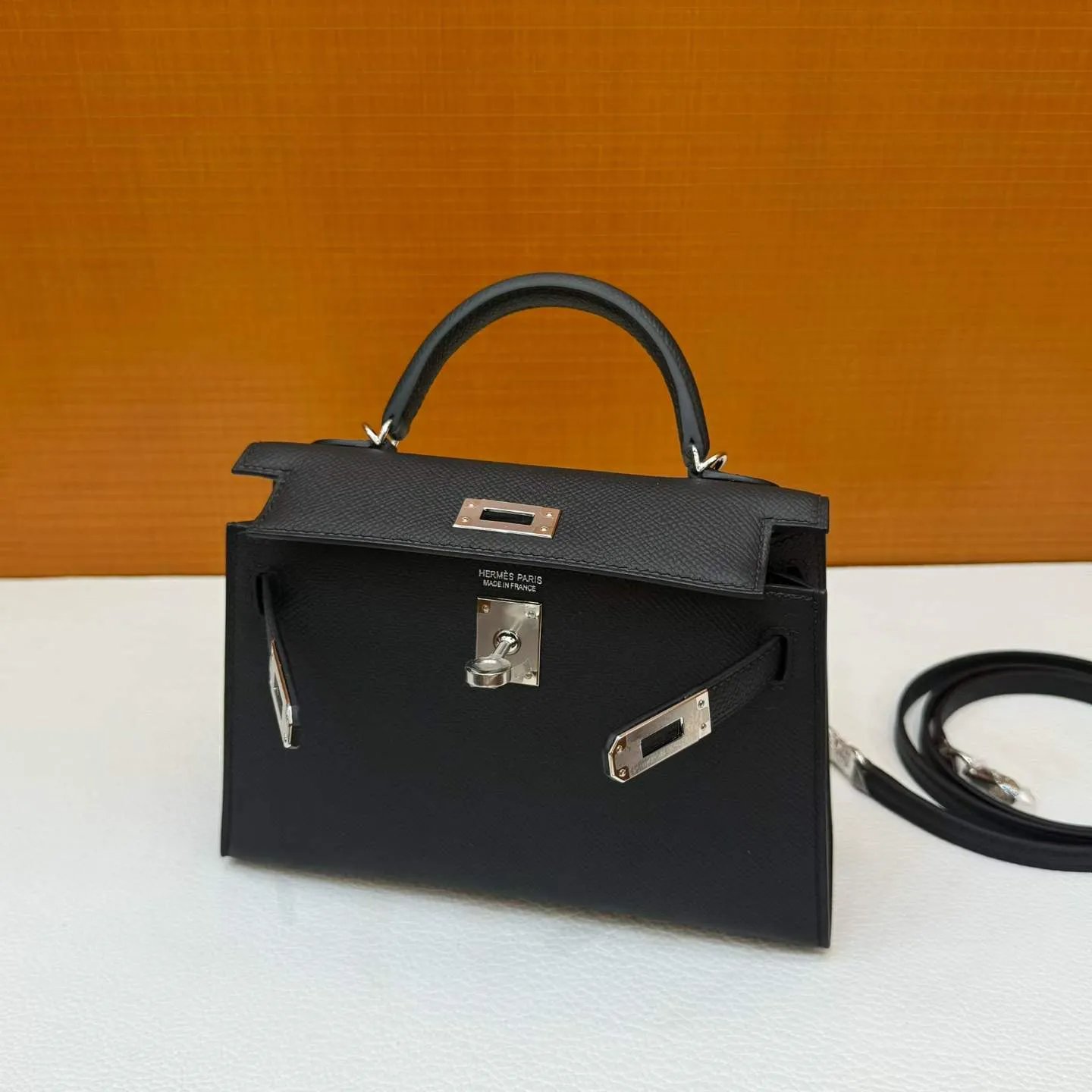 Mini Kelly 19
