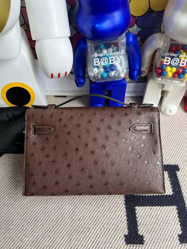 Kelly Pochette