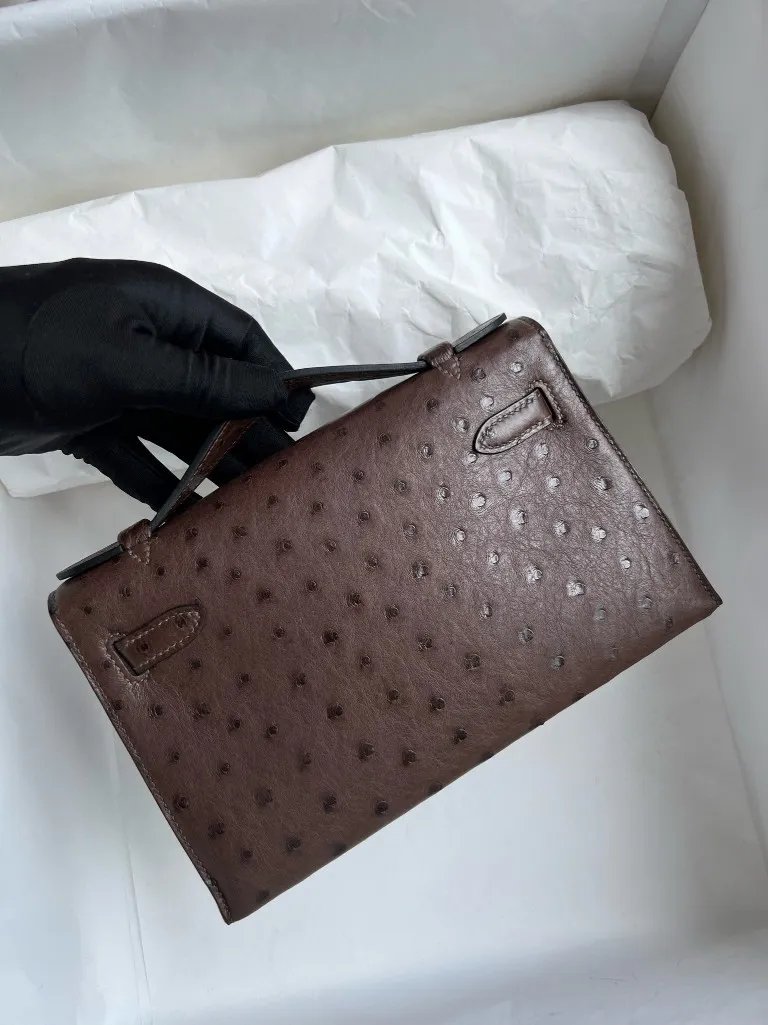 Kelly Pochette