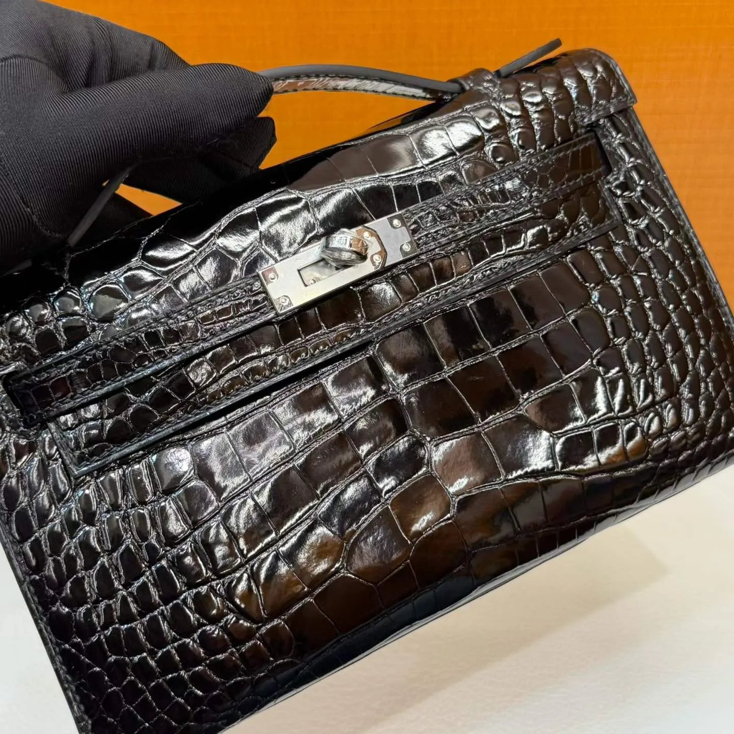 Kelly Pochette 22