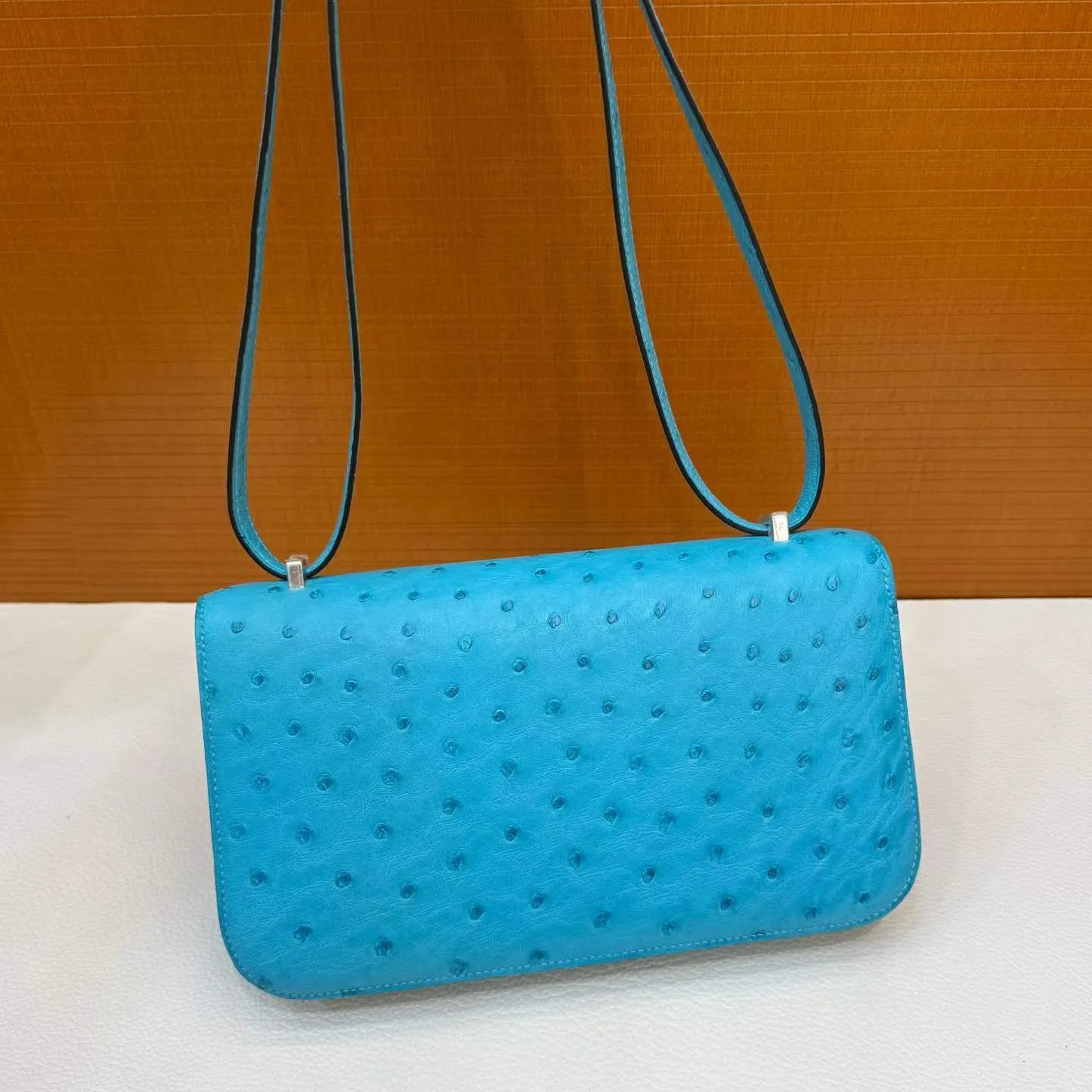 Constance Elan 23