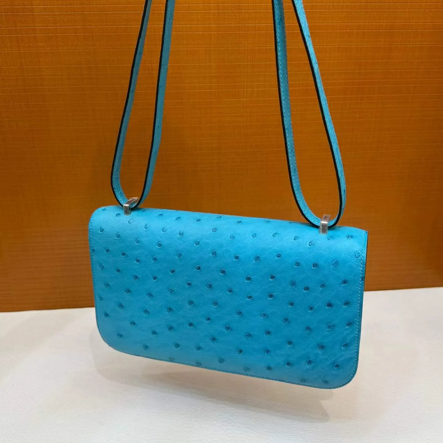 Constance Elan 23