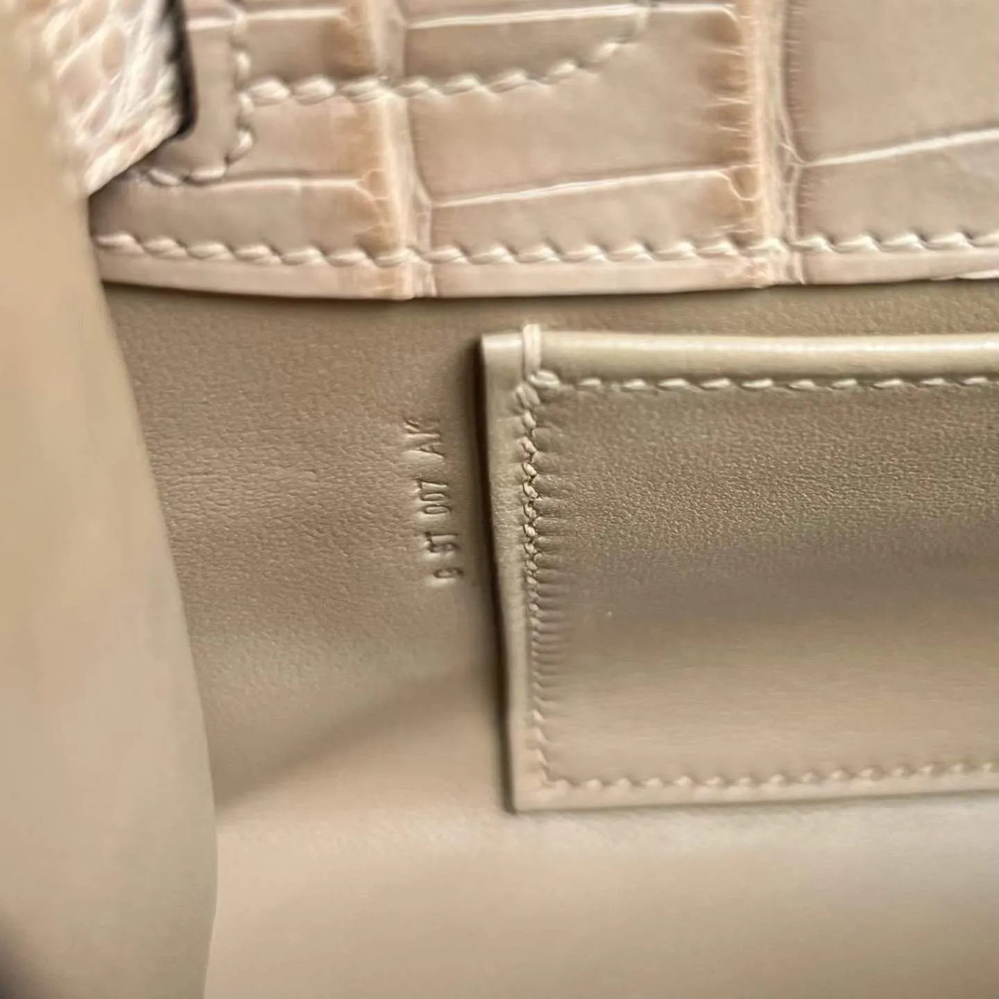 Kelly Pochette 22