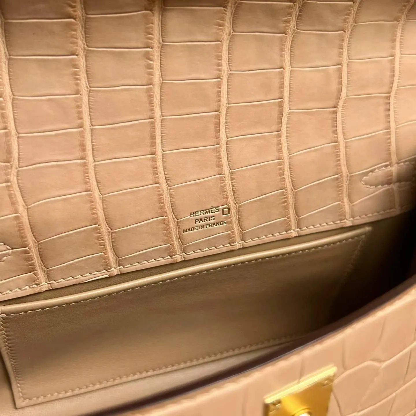 Kelly Pochette 22
