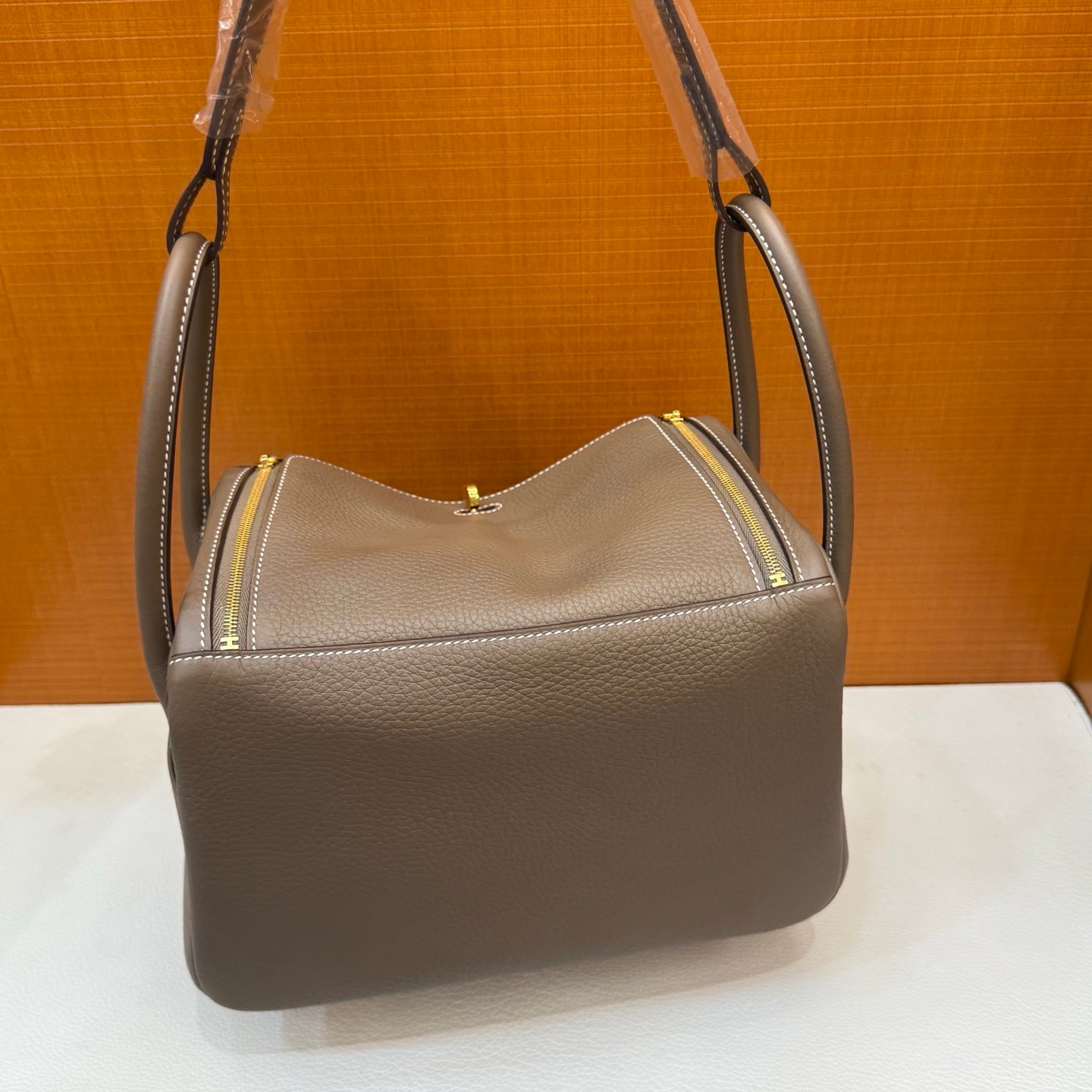 Lindy 26