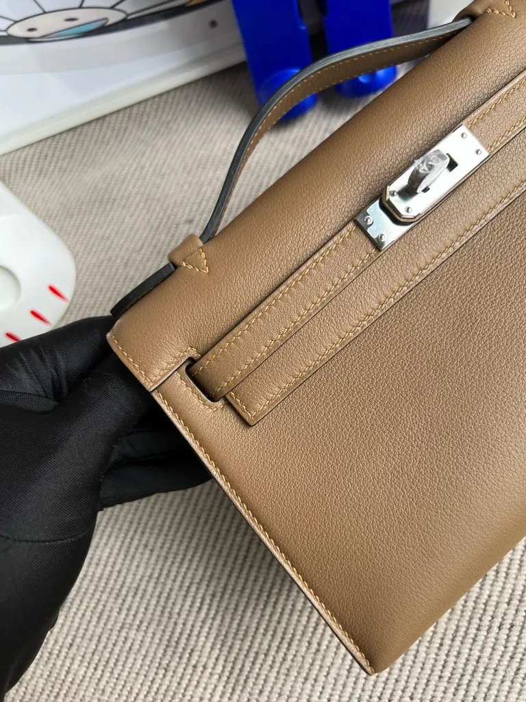 Kelly Pochette 22