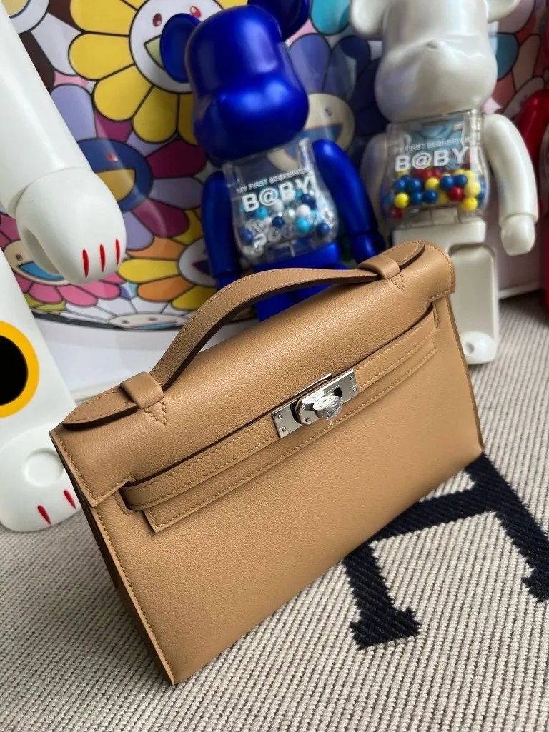 Kelly Pochette 22
