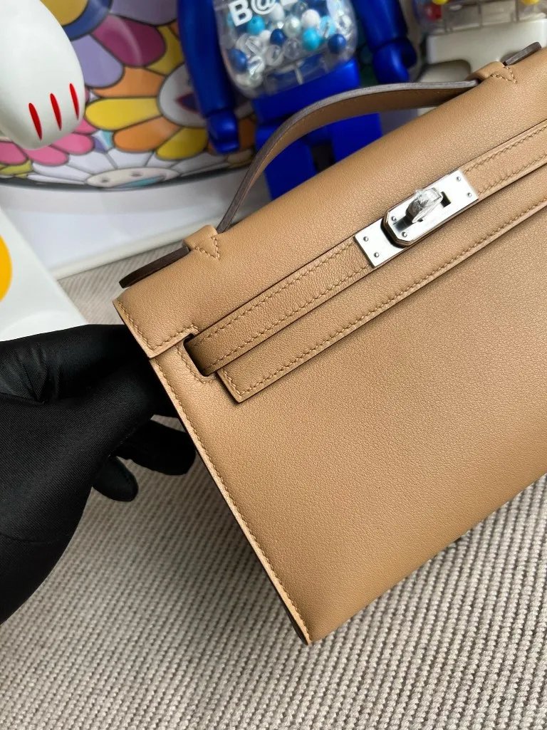 Kelly Pochette 22