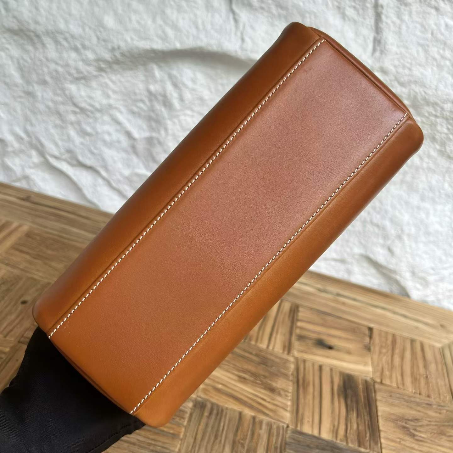 Kelly 25