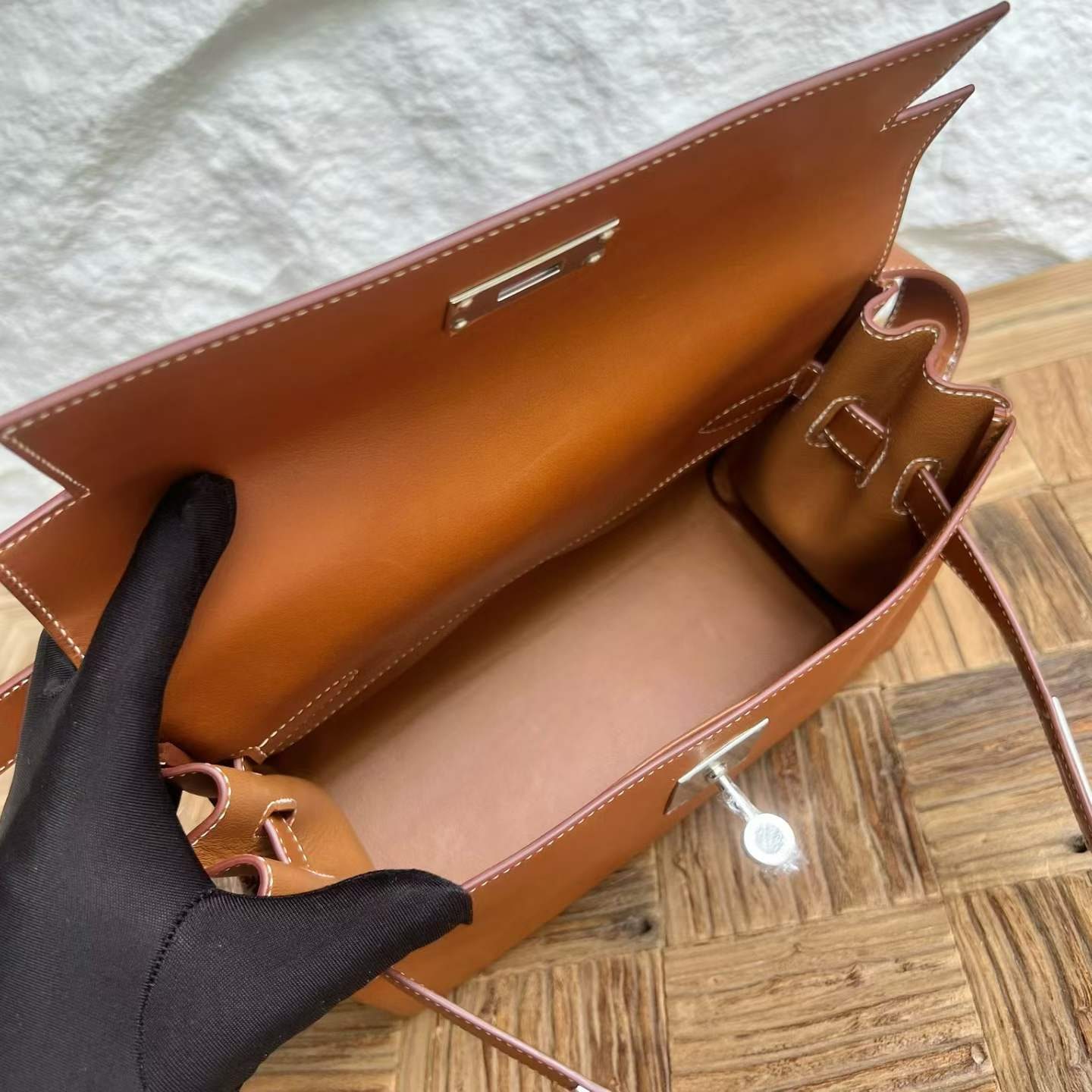 Kelly 25