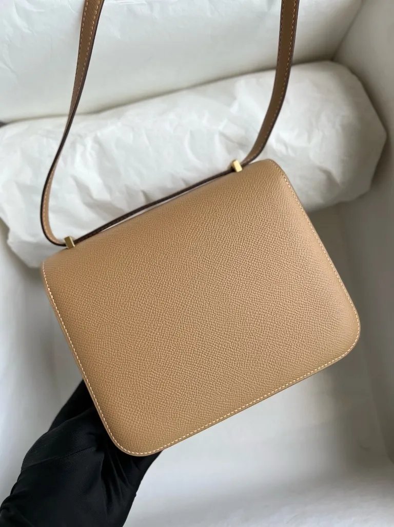 Constance 18
