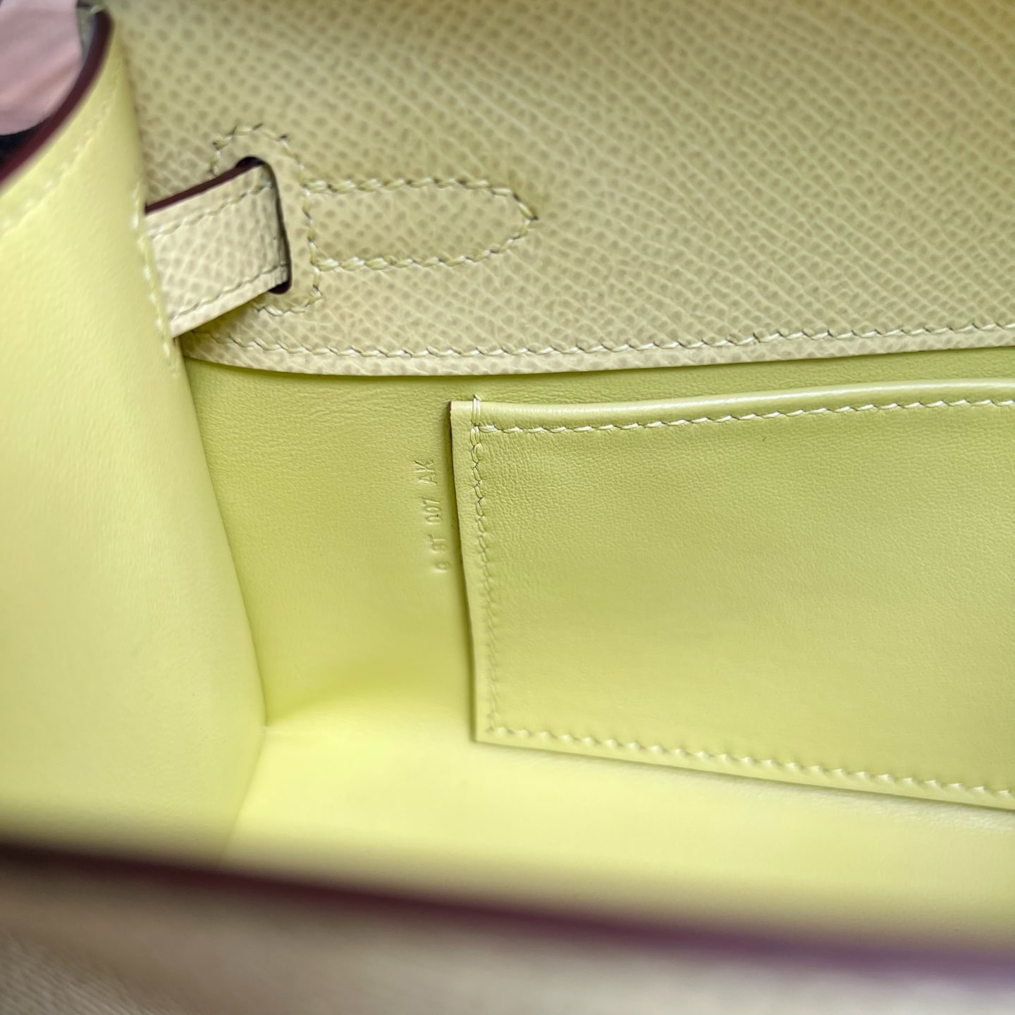 Kelly Pochette 22